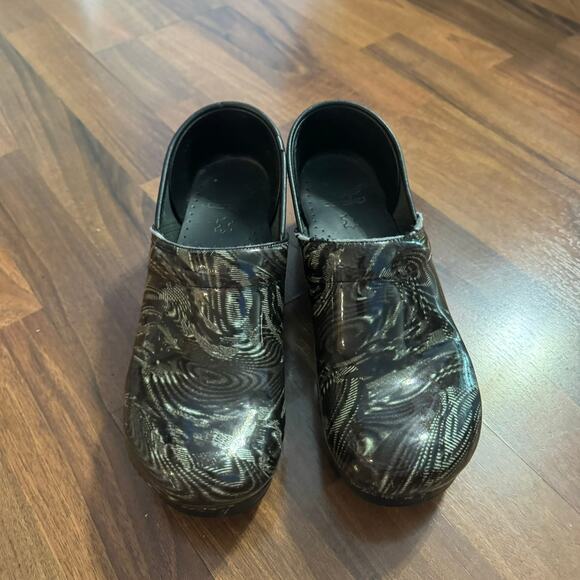 Dansko Marbled Pattern Professional Nursing Clogs Size 41 / US 10.5 - 11 - Picture 1 of 11